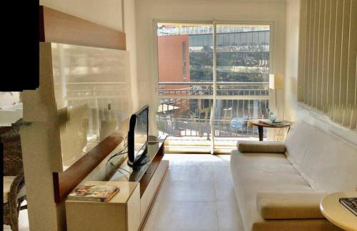 4082 - Em frente ao hospital Albert Einstein e Estádio do Morumbi - Foto 1