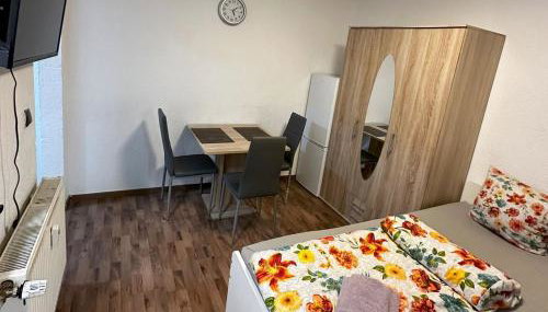 Apartment in Bochum - Foto 2, towels, wardrobe