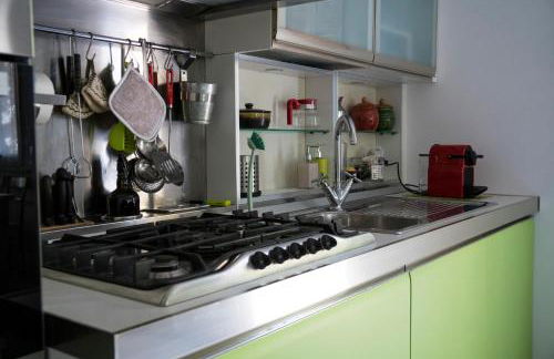 N228 - Numana, quadrilocale ristrutturato con giardino - Foto 6