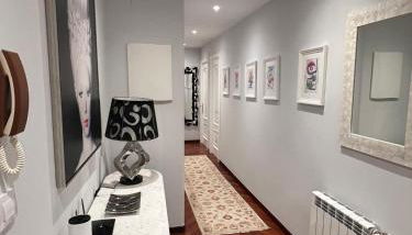 Céntrico y acogedor piso con garaje - Foto 2