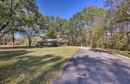 Updated Royal Retreat on 5 Acres Hidden Creek - Foto 28