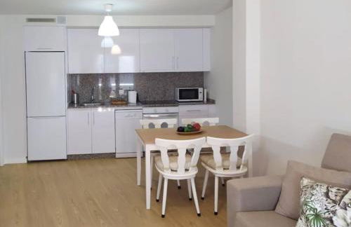 0143 Apartamento nuevo y céntrico - Foto 9