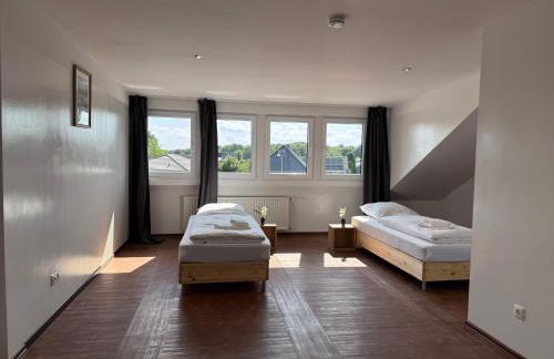 T&K Apartments - Wegberg - 4-7 room Apartments - private parking - WIFI - Fully equipped kitchen - Foto 20