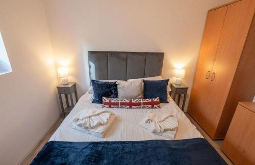 #42 Fantasia - Malvern Luxury Apartment sleeps 12 - Foto 26