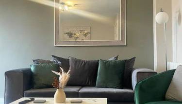 Fern House by Shortstays4u A Beautiful 2bedroom Townhouse with free parking in the town! - Foto 2