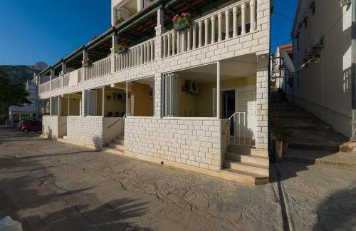 Superb Beachfront Luxury Seaview with Private Beach - Photo 36