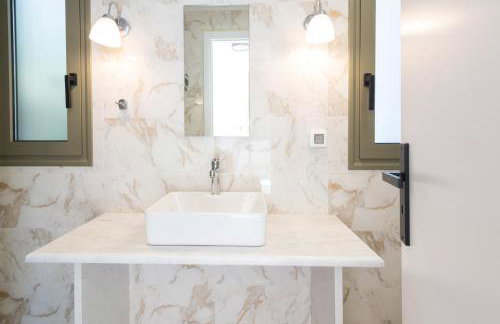 Nopi Exclusive Villa, A Sunlit Retreat by MindYourVilla - Foto 5