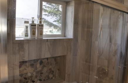 Private Home - Playground, Jumping Mat, BBQ, Darts, Firepit, Gazebo, 4 Smart TVs, White Cotton Bedding, - The Redwood Cul-De Sac Beach Retreat - Foto 23