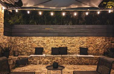 Three Dots Boutique Suites - Foto 40