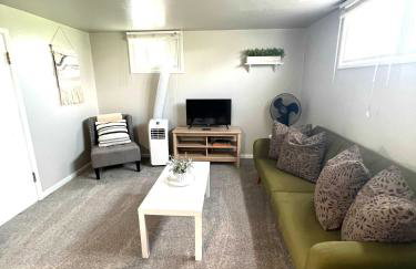 Cozy basement apartment - blocks from Old Town - Foto 6