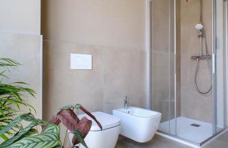 The Garden Premium Apartment - Large Windows - 3Min Walk to Bernina Express & Station - Foto 24