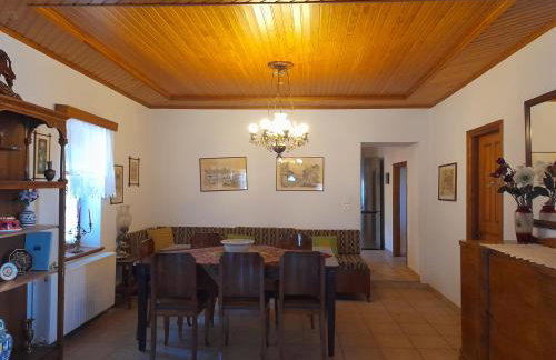 Το πετρόσπιτο - Foto 10