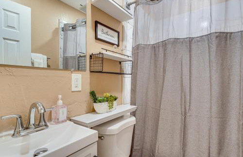 3 Mi to Lookout Mtn! Gem with Fire Pit and Fenced Yard - Foto 17