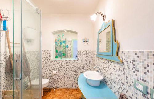 16th Century Townhouse, Large Garden Near Lake, Tuscany and Umbria - Sleeps 18 - Foto 78