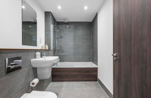 NEW Altrincham Flat, free parking by City SuperHost - Foto 15