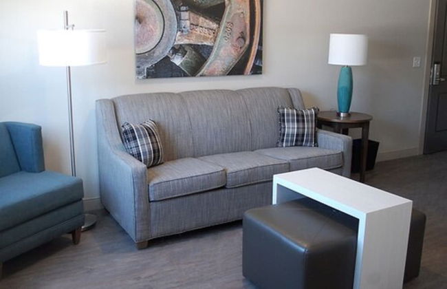 Spring Lake Townhomes and Suites - Photo 7