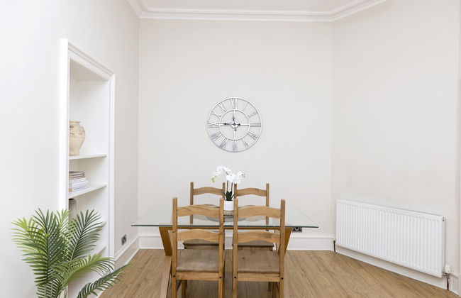 JOIVY Chic Flat Near Stockbridge Market W/ Patio - Foto 7