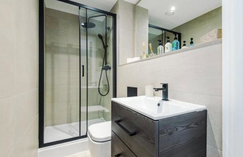 No.44 - Deluxe 2-Bedroom Duplex with Balcony - Foto 4