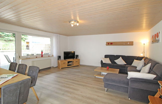 3 bedroom Apartment in Immerath with garden and terrace - Photo 1