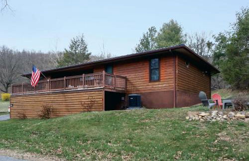 Mountain Cabin w Hot Tub Deck Grill & Fire Pit - Foto 7
