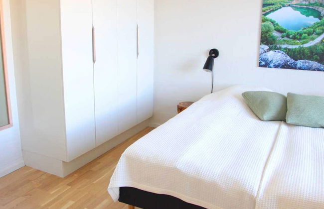 6 Person Holiday Home in Ronne - Photo 2