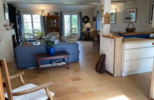 Maison spacieuse à 200m de la plage, avec terrasse et Wi-Fi - FR-1-418-3 - Photo 17