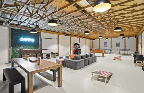 Creekside Fun Dog-friendly, Games & Fire Pit - Photo 1