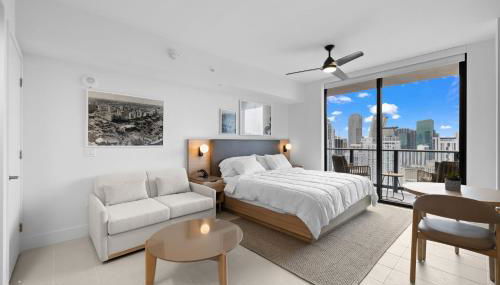 Ultimate Elegance Studio with Panoramic City Views - Foto 2