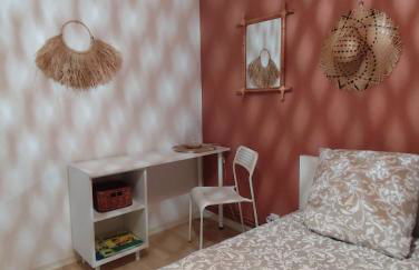 Maison Médicis - T5 Spacieuse et Calme en Ville - Emplacement Idéal - Photo 36