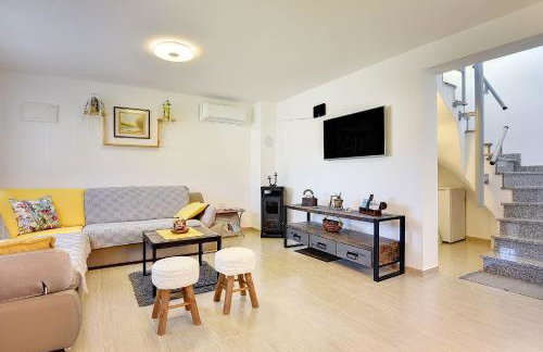 Ferienhaus mit Badminton- und Minifussballplatz - Foto 5