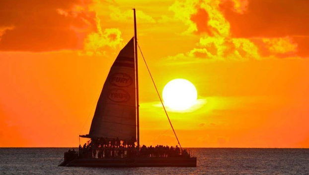 Paseo en barco al atardecer por Cayo Hueso - Foto 2