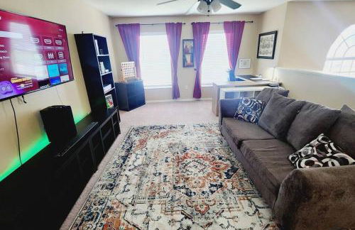 Spacious 6BR Pool Home in Ocala - Foto 47