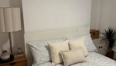 The Nest - 2 Minutes walk to East Croydon Station - Foto 4