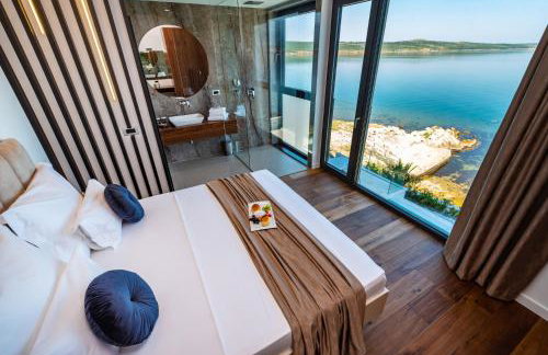 Luxury Villa Novita with Pool - Photo 61