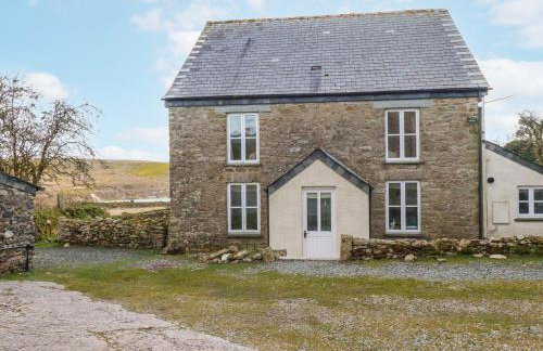 Poldue House - Photo 1