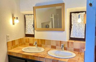La maison Haut-perché townhouse with view and jacuzzi - Photo 26