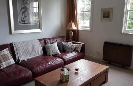 Listed lodge building overlooking Himley Park - Foto 1