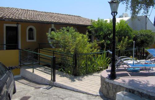 Aphrodite Studios & Pool - Foto 16