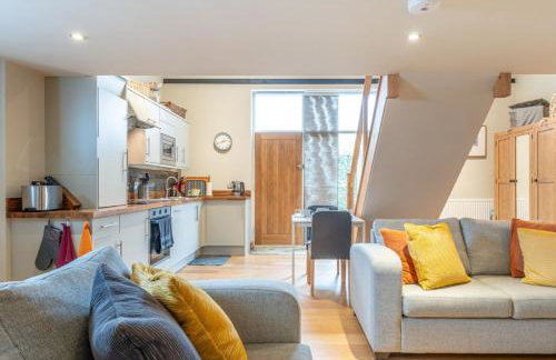 The Coach House - Cosy Retreat in Warwickshire! - Photo 47