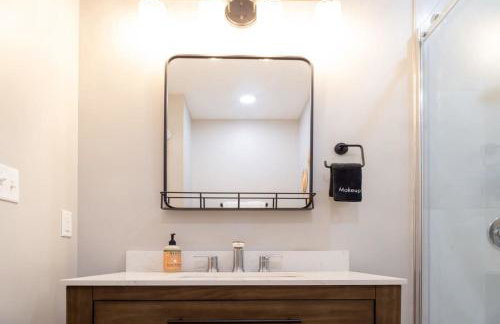 Gorgeous 5BR Storefront Home ABODEbucks - Foto 22