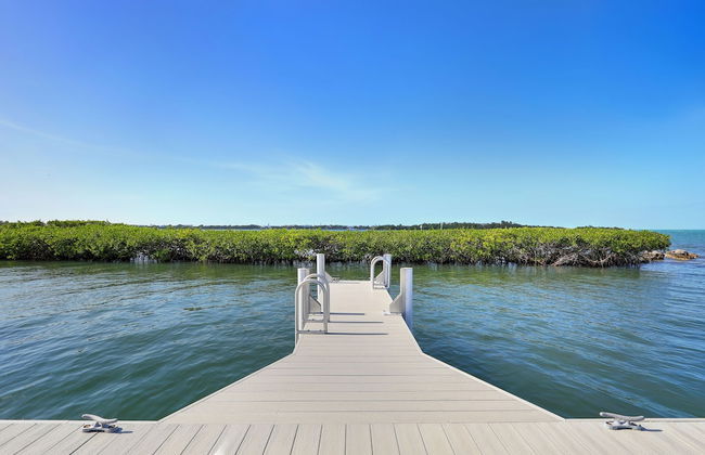 Waterfront Luxury Villa With Sunset Views And Boat Slip 3 Bedroom Townhouse by RedAwning - Foto 21