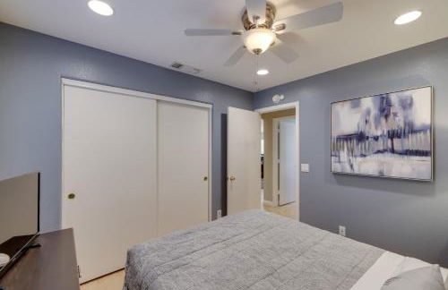 Golf and Hike Family Home with Patio in Glendale - Foto 21