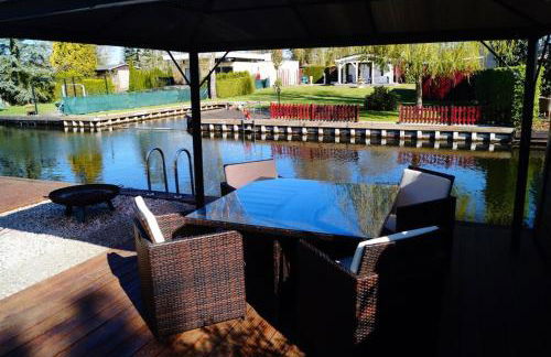 Ferienhäuschen direkt am Wasser inklusive 2 Boote - Foto 3