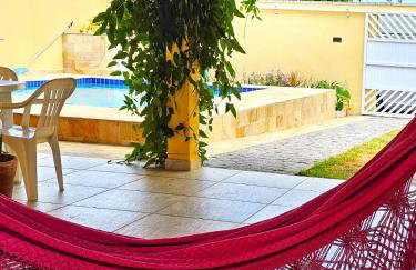 Encantadora casa com piscina perto da praia - Foto 10