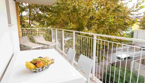 Charming Flat in Building With Solarium - Foto 2, sunbed, furniture