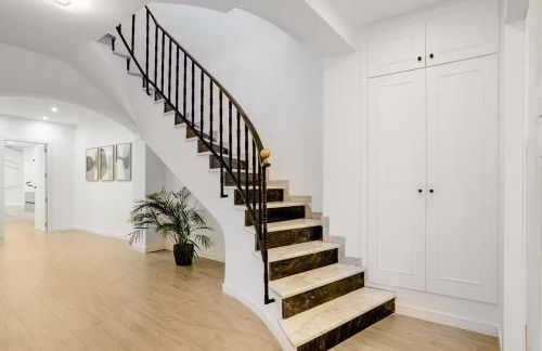 Castle View Luxury Duplex with Private Terrace - Foto 10