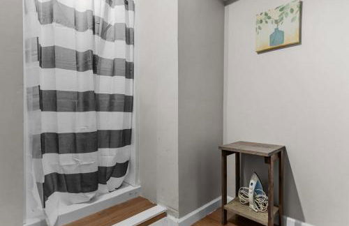 Broadmoor Bungalow - Both Units - Foto 68