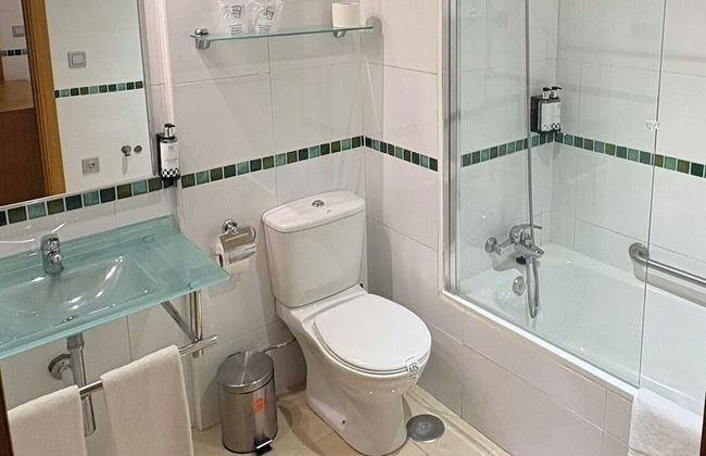 MS Apartamentos Puerto Marina - Photo 30