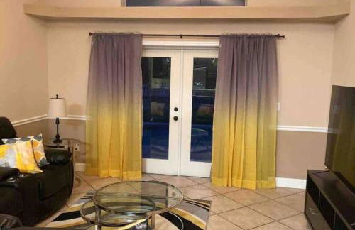 102 Getaway Villa 4bed with pool near Disney - Foto 6