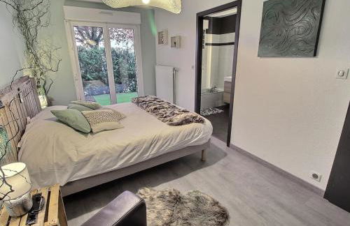 Charmant Appart avec Garage et Terrasse au Coeur de Colmar, près de la Route des Vins d'Alsace - FR-1-722-6 - Foto 7